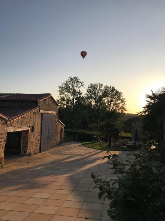 La Basse Monniere Bed & Breakfast Sevremont Dış mekan fotoğraf